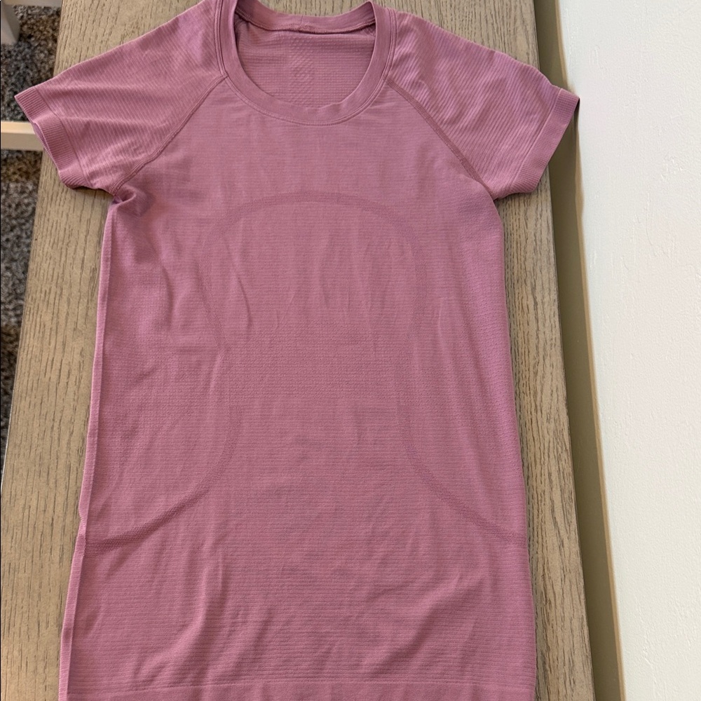 lululemon athletica Short Sleeve Crew Tee in Dusty Rose